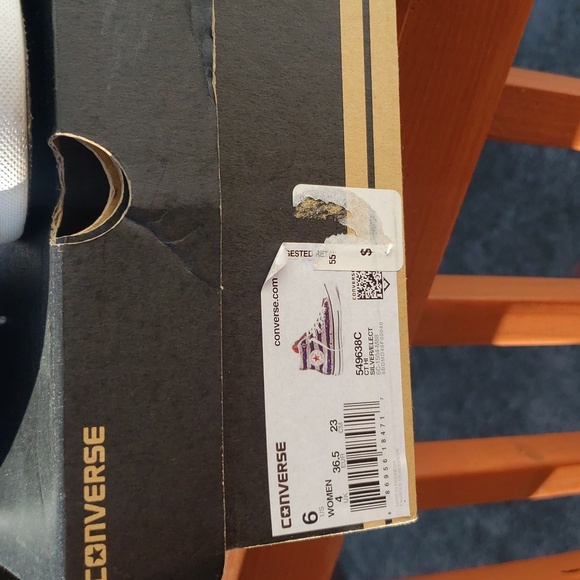 Women's converse chuck Taylor patriotic sequin sneakers . Size 6 - Picture 7 of 8